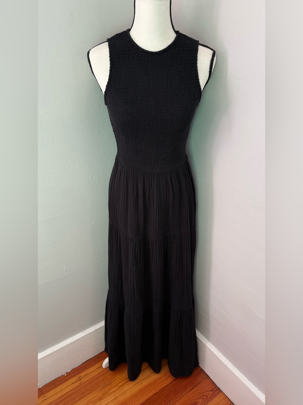 Calvin Klein Smocked Tiered Cotton Gauze Maxi Dress Black Size 2 Minimalist